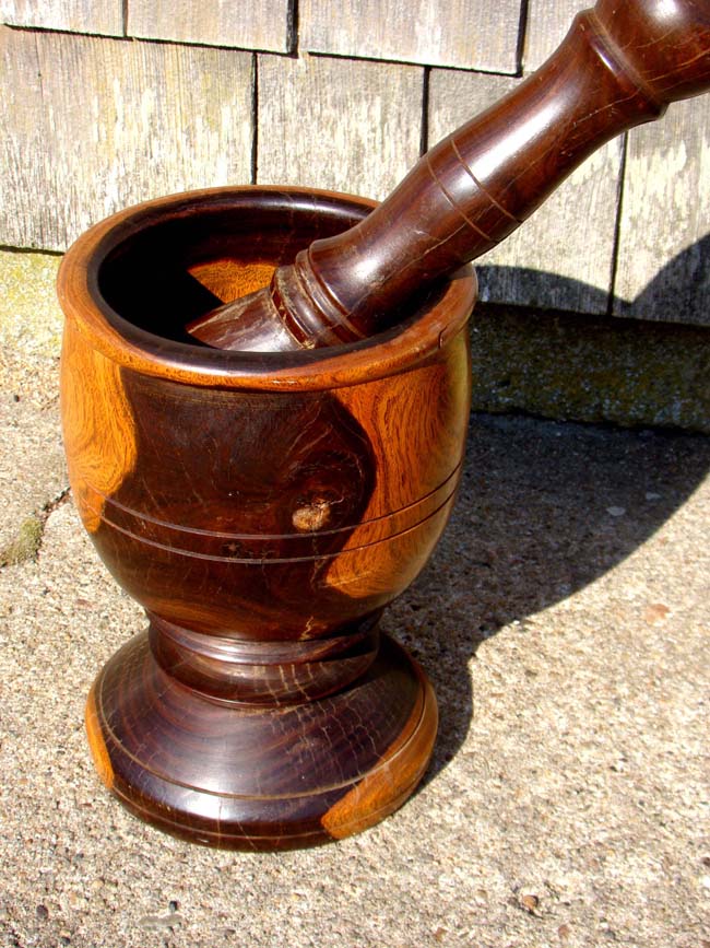 A beautiful early 19th century Mortar & Pestle made of highly figured lignum vitae — image 2